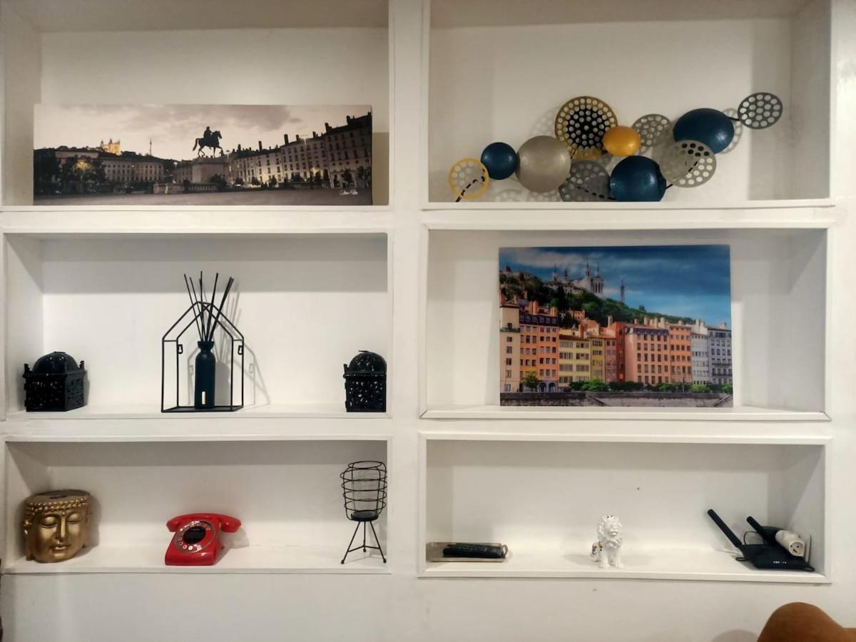 Le Petit Cocon - Parking Prive - Lyon Sud Διαμέρισμα Vénissieux Εξωτερικό φωτογραφία